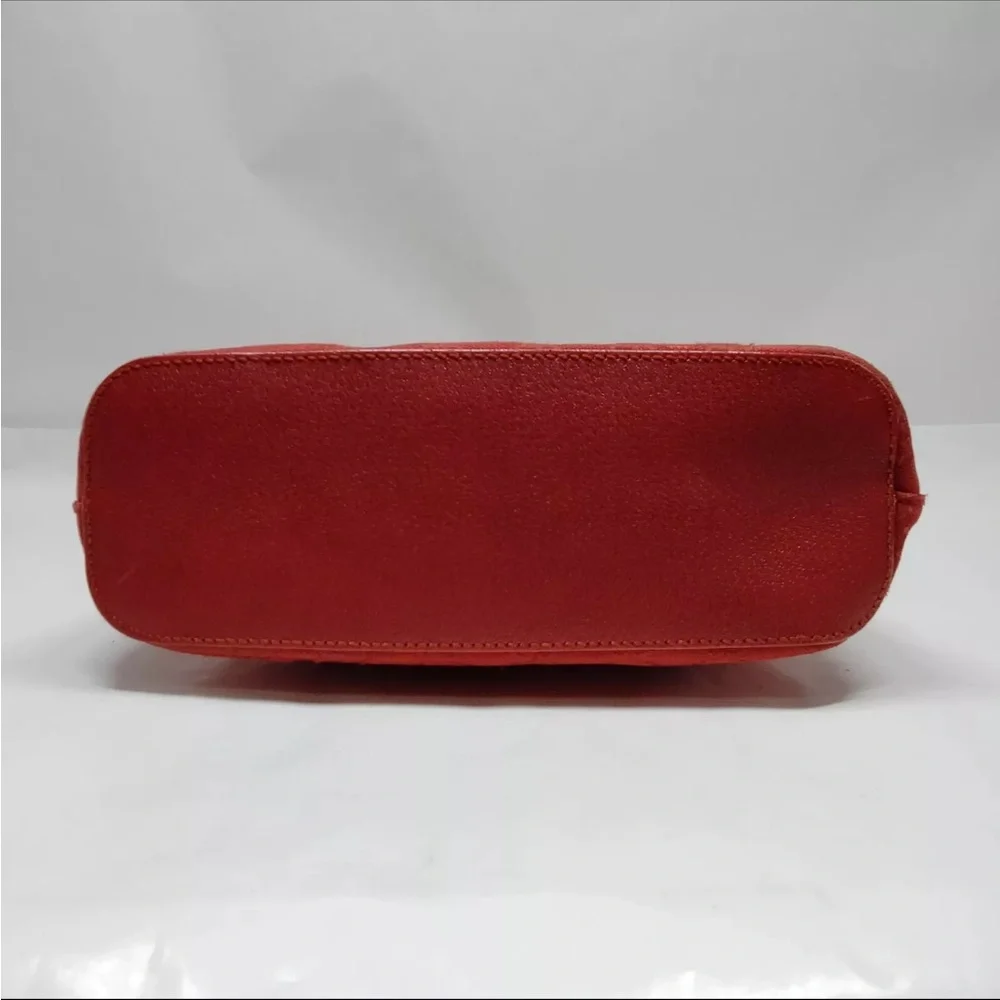 Gucci Red Shoulder Bag - Picture 13 of 16